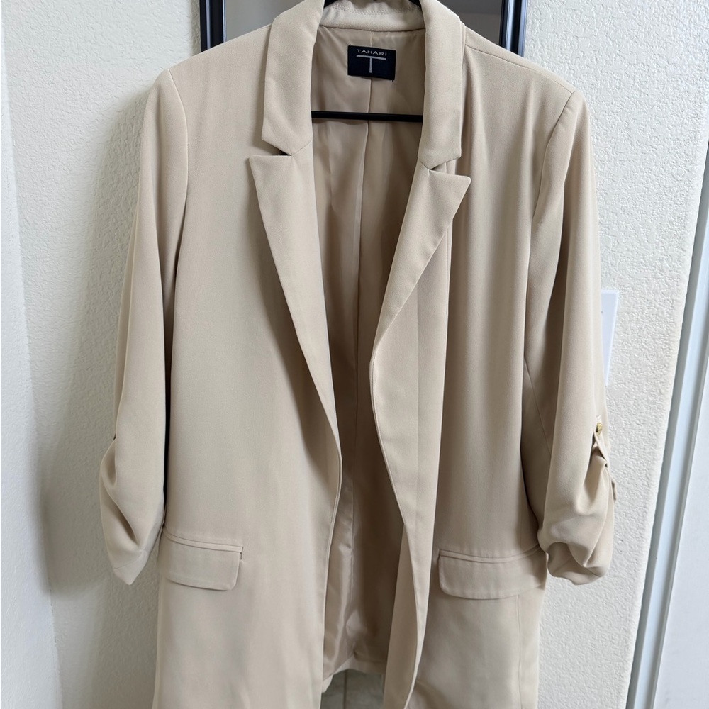 Tahari Light Tan Blazer
